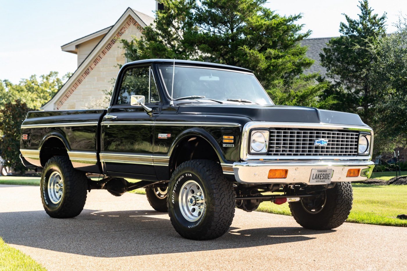 Classic truck at Lakeside Auto Sales
